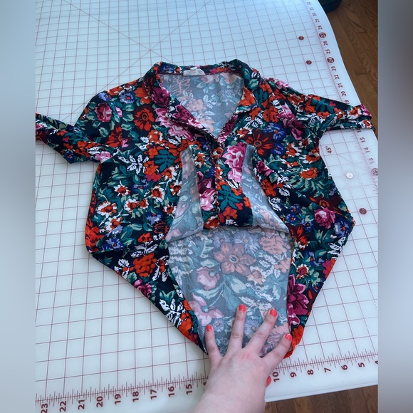 Floreat Anthropologie sz xs rare multi colored floral button down blouse - Picture 6 of 16